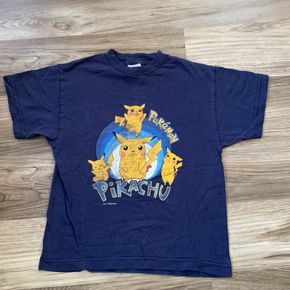 Vintage Pokémon Pikachu Shirt 1999 Nintendo Vintage Top - Picture 8 of 8